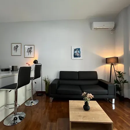 Charming In The Center Of Apartment Athens